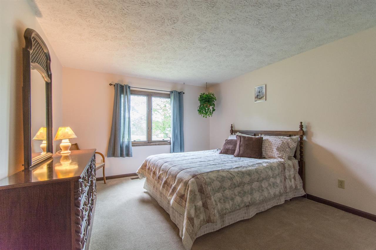 2575 E Plateau Pl, Bloomington, IN 47401 photo 18