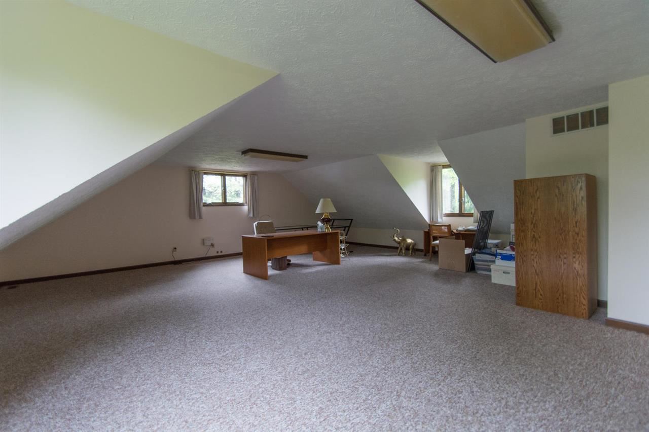 2575 E Plateau Pl, Bloomington, IN 47401 photo 24