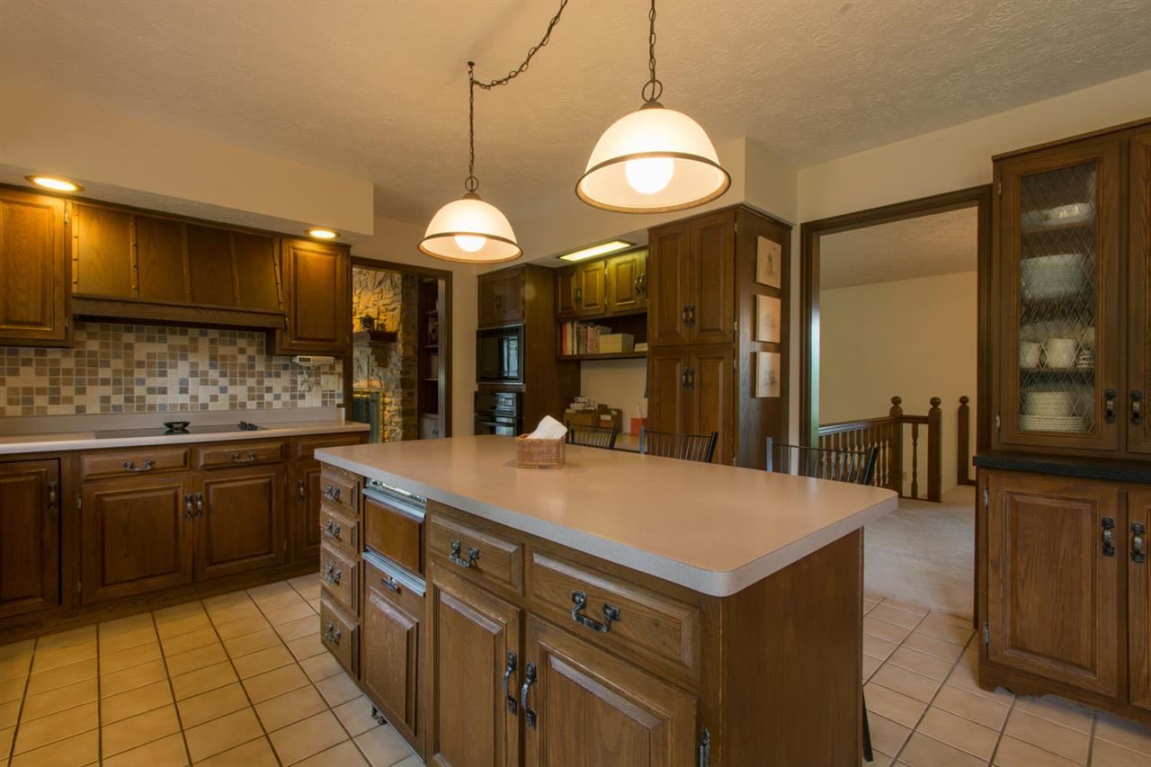 2575 E Plateau Pl, Bloomington, IN 47401 photo 13