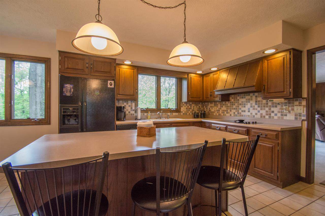 2575 E Plateau Pl, Bloomington, IN 47401 photo 11