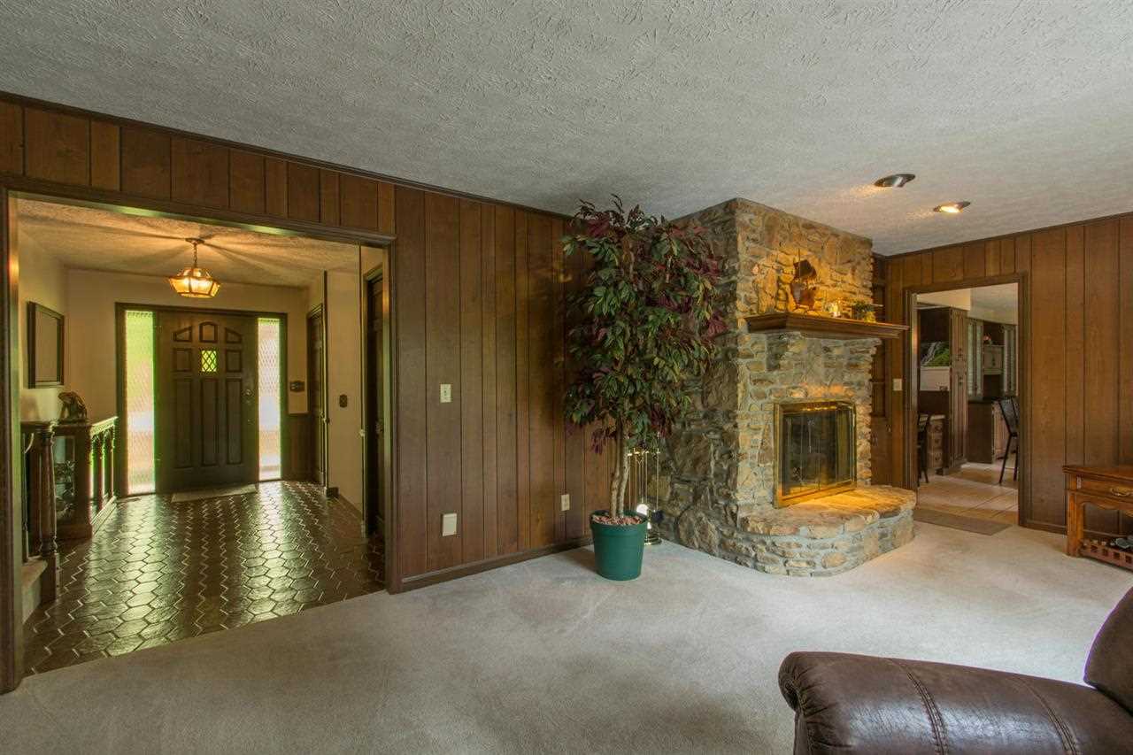2575 E Plateau Pl, Bloomington, IN 47401 photo 8