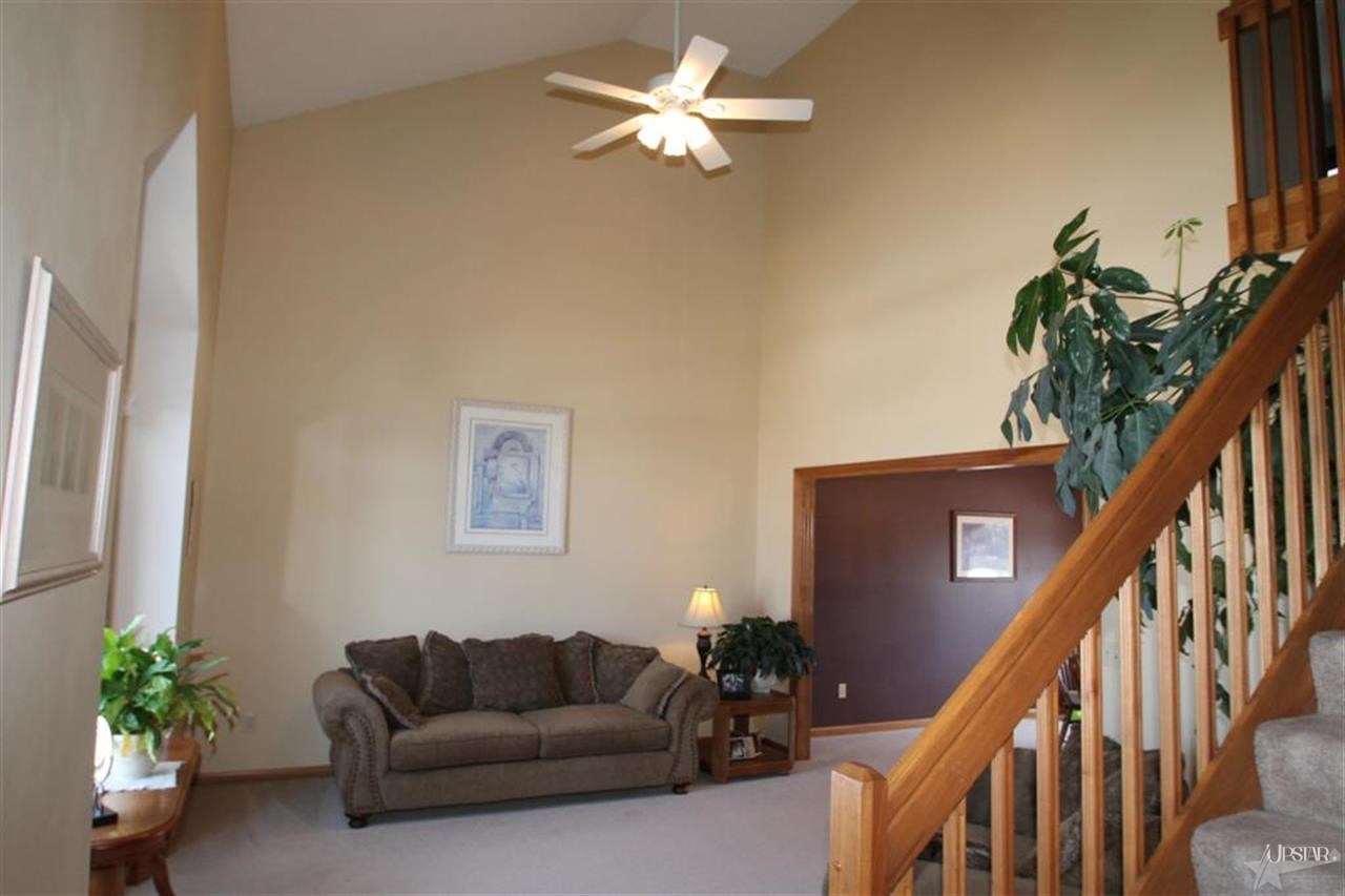 6030 Treasure Cv, Fort Wayne, IN 46835 photo 8