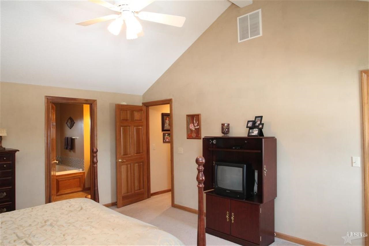 6030 Treasure Cv, Fort Wayne, IN 46835 photo 21