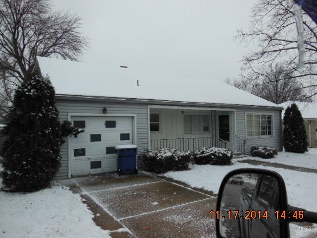 206 W Berry St, Middlebury, IN 46540 photo 1