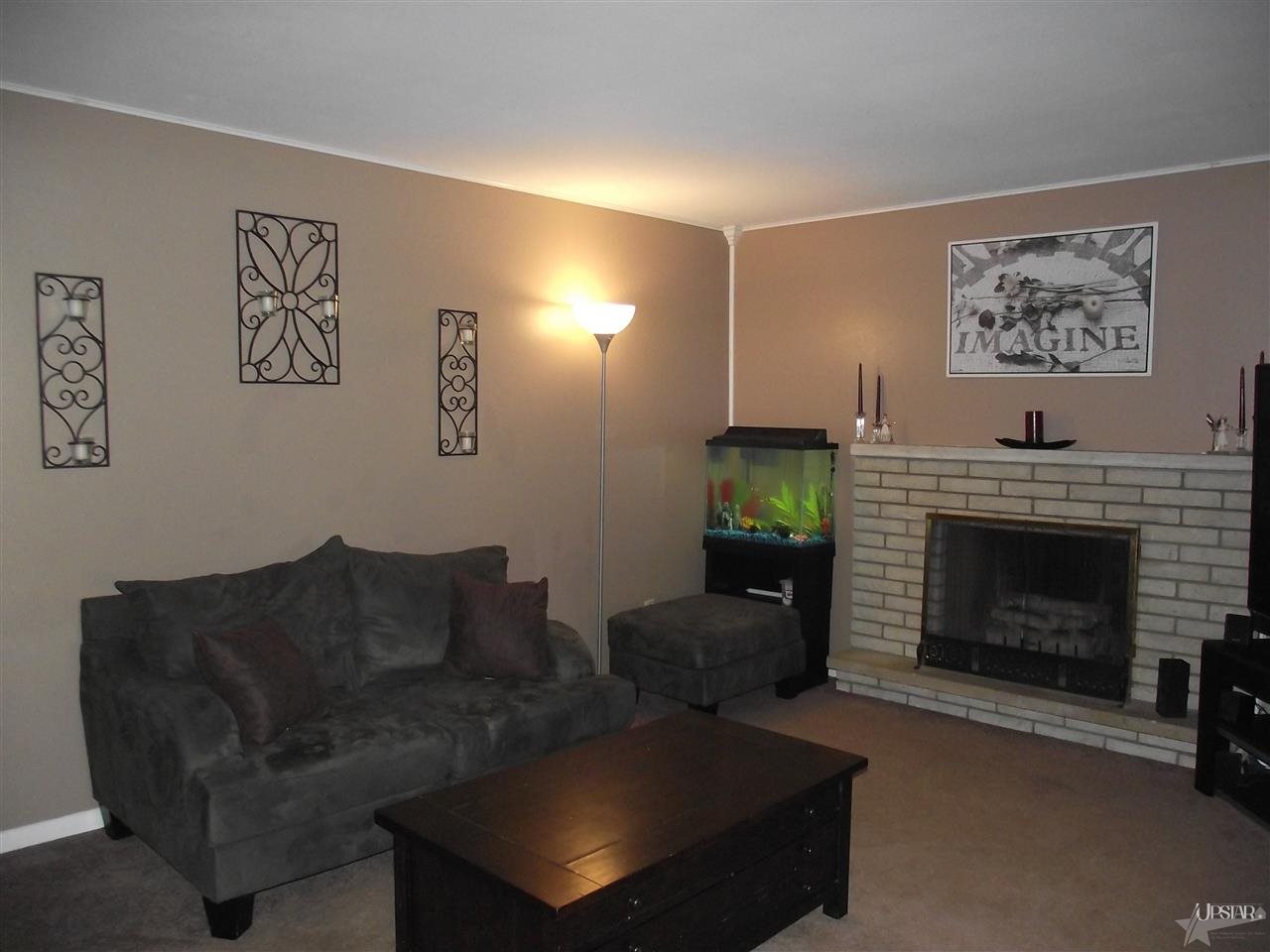 6722 Canby Dr, Fort Wayne, IN 46835 photo 3