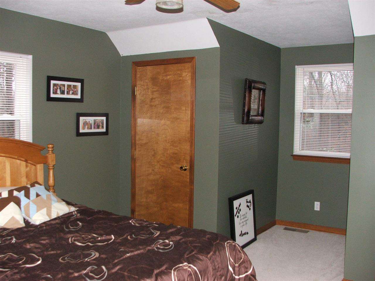 9464 S Hilsmeyer Dr, Huntingburg, IN 47542 photo 18