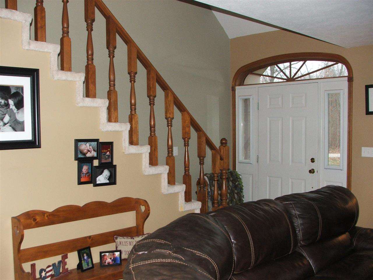 9464 S Hilsmeyer Dr, Huntingburg, IN 47542 photo 7