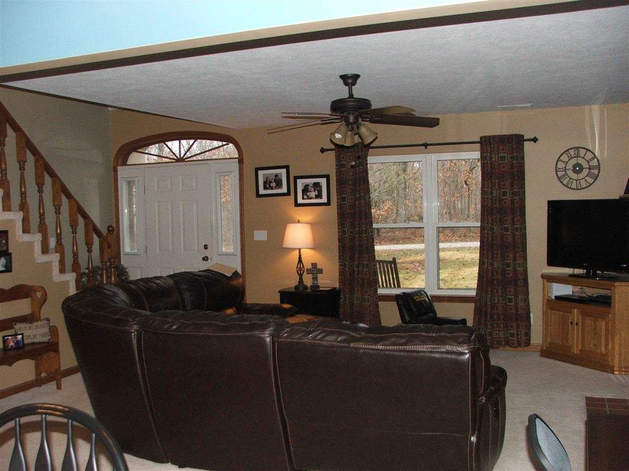 9464 S Hilsmeyer Dr, Huntingburg, IN 47542 photo 6