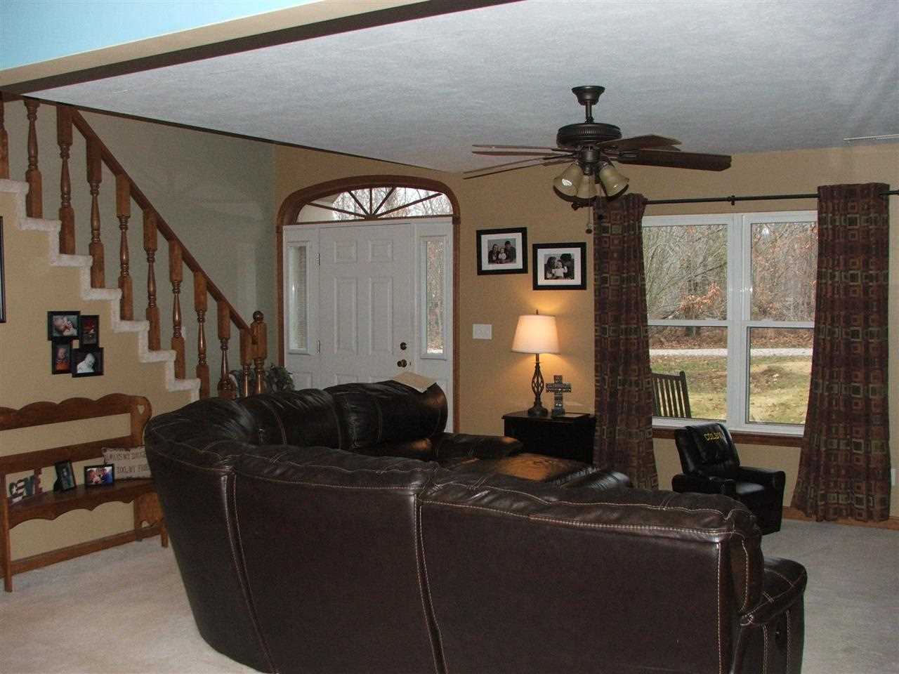 9464 S Hilsmeyer Dr, Huntingburg, IN 47542 photo 8
