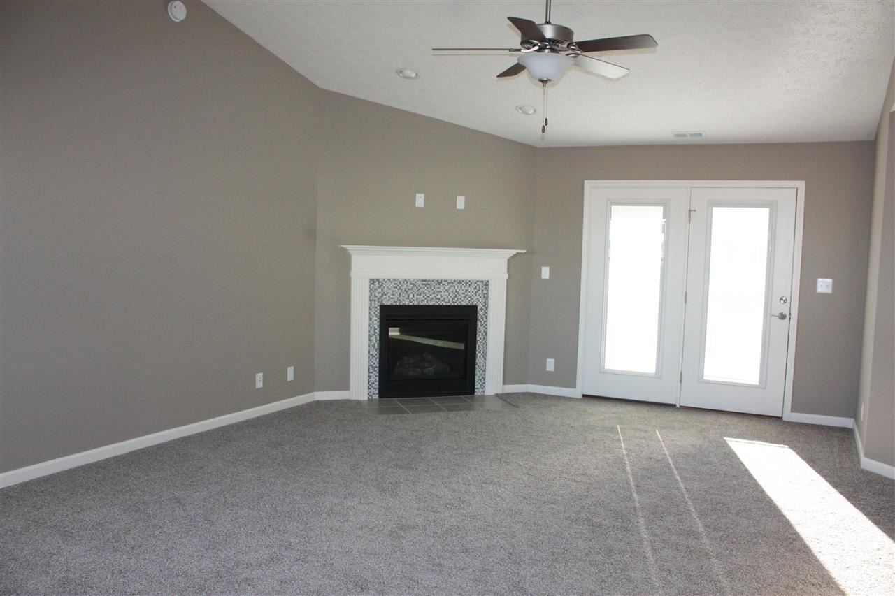 535 Mesa Dr, Russiaville, IN 46979 photo 2