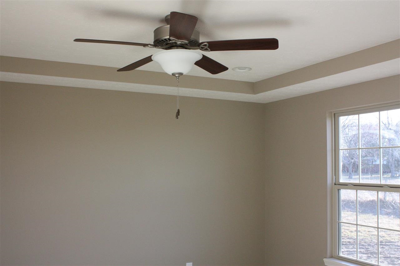 527 Mesa Dr, Russiaville, IN 46979 photo 8