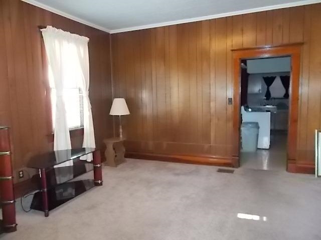 619 Hess Ave, Evansville, IN 47712 photo 4