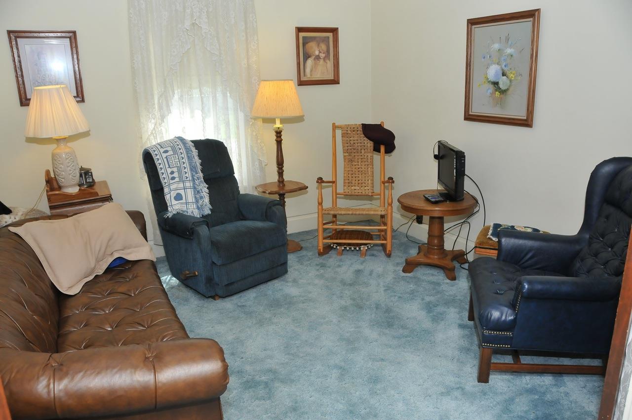 209 W Mishawaka Rd, Elkhart, IN 46517 photo 10