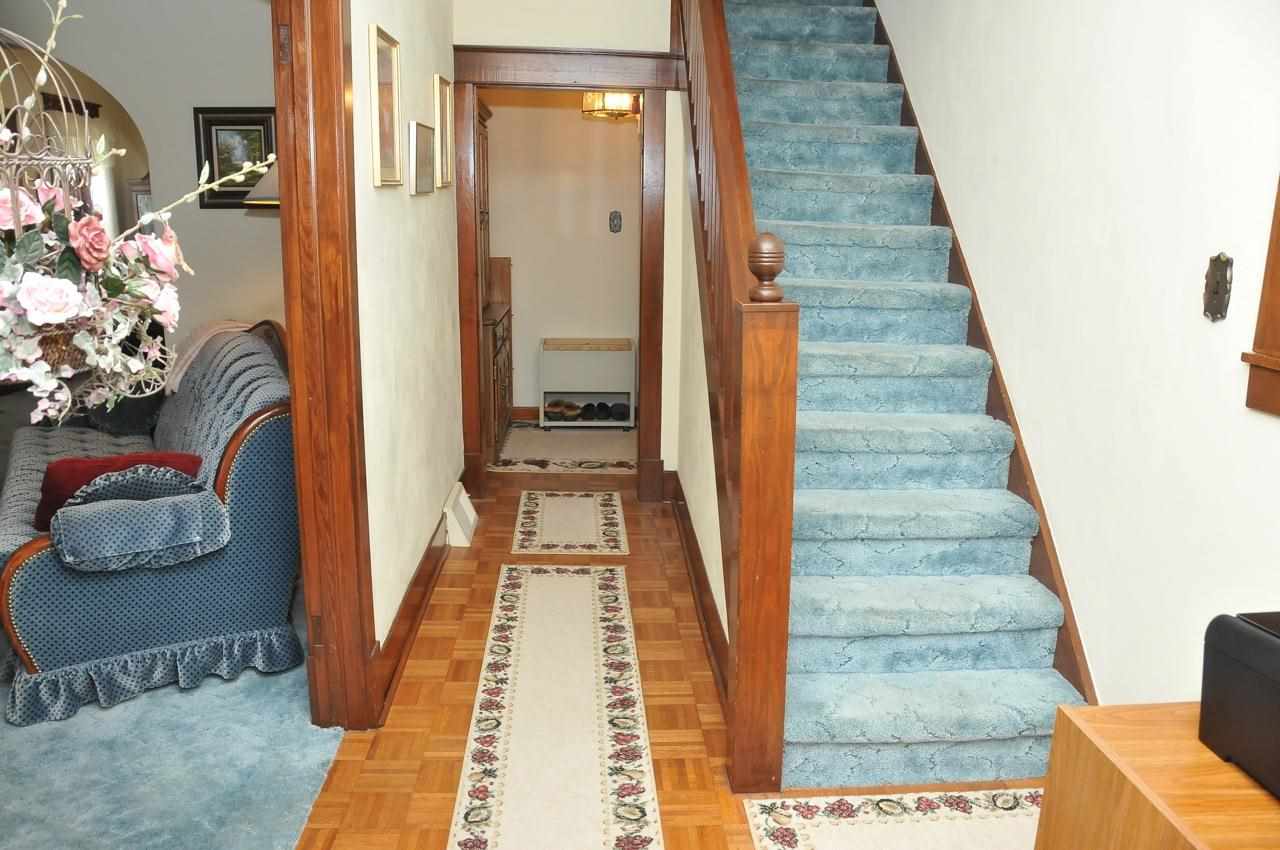 209 W Mishawaka Rd, Elkhart, IN 46517 photo 12
