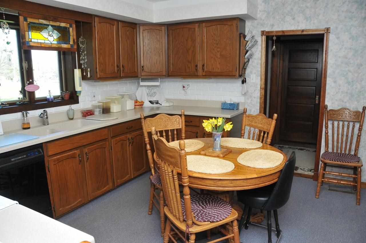 209 W Mishawaka Rd, Elkhart, IN 46517 photo 5