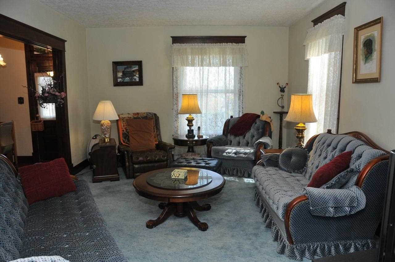 209 W Mishawaka Rd, Elkhart, IN 46517 photo 9