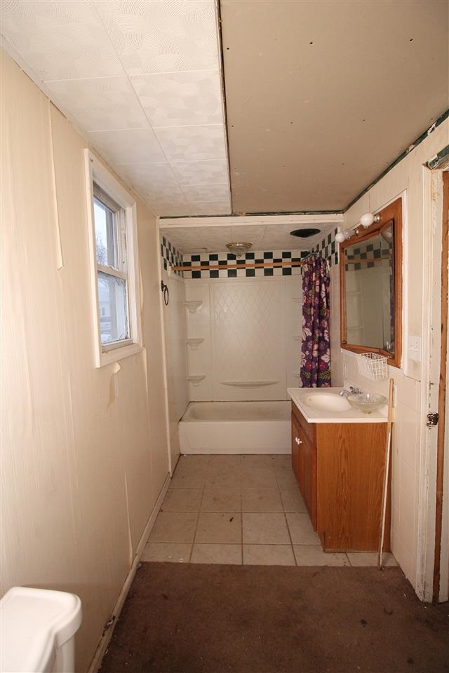 2307 W 12th St, Marion, IN 46953 photo 6