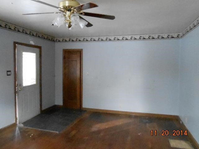 1401 S Burlington Dr, Muncie, IN 47302 photo 5