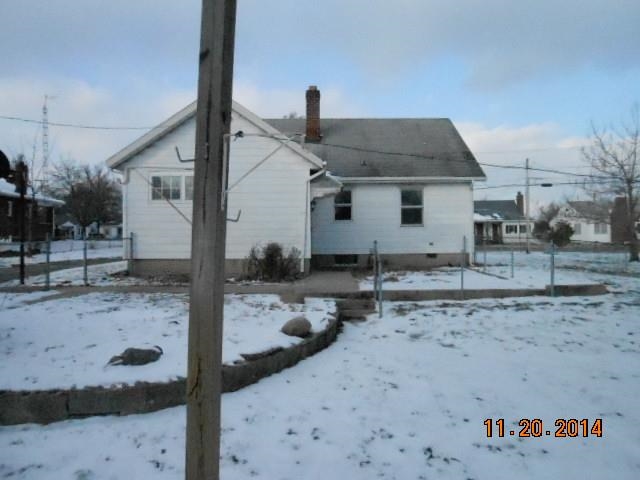1401 S Burlington Dr, Muncie, IN 47302 photo 3