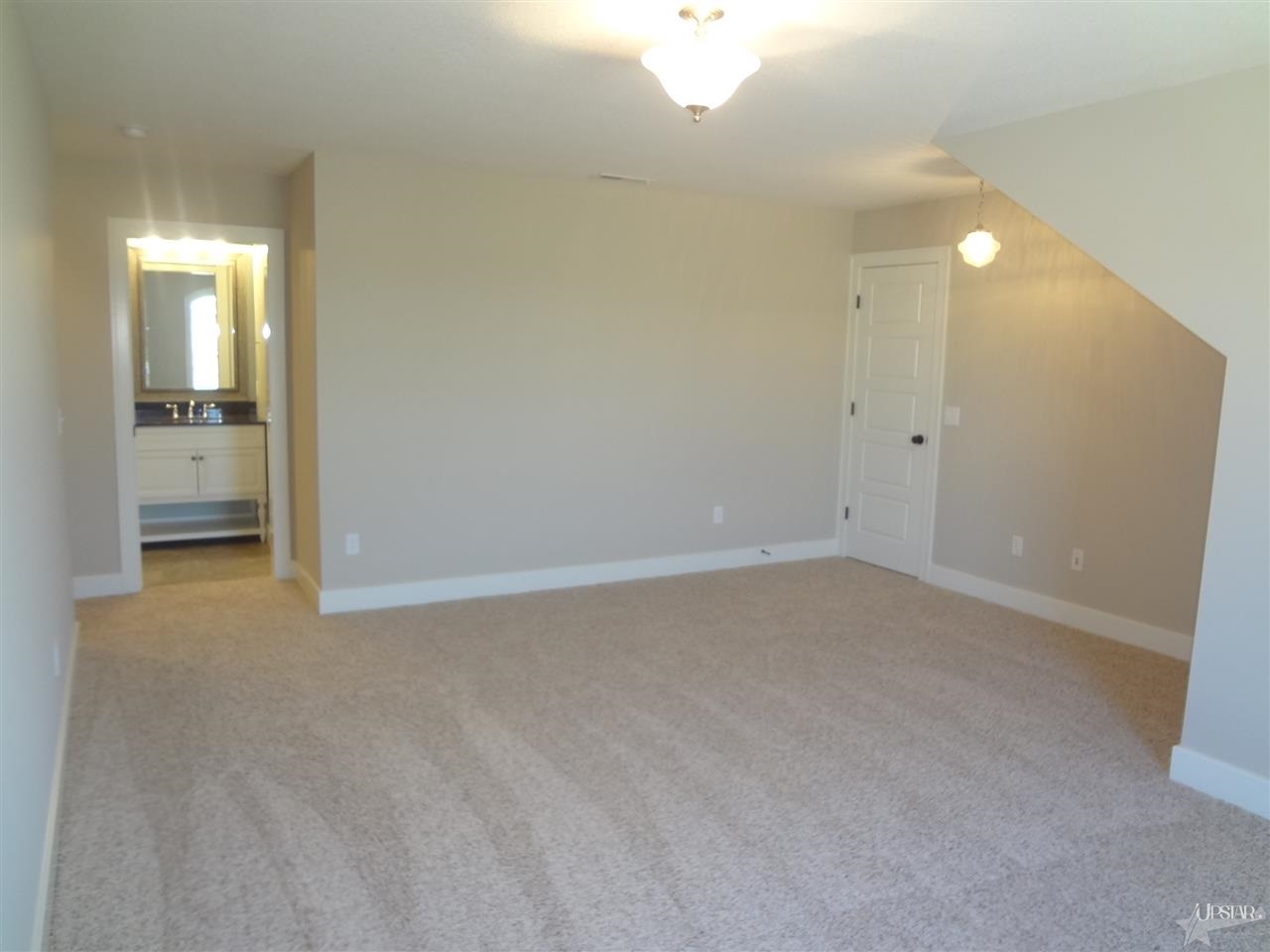 513 Twin Eagles Blvd W, Huntertown, IN 46748 photo 17
