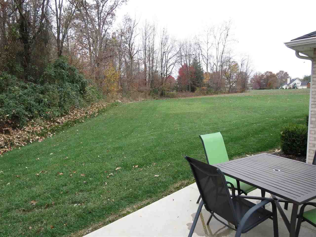 185 Gatsby Ct, Jasper, IN 47546 photo 5
