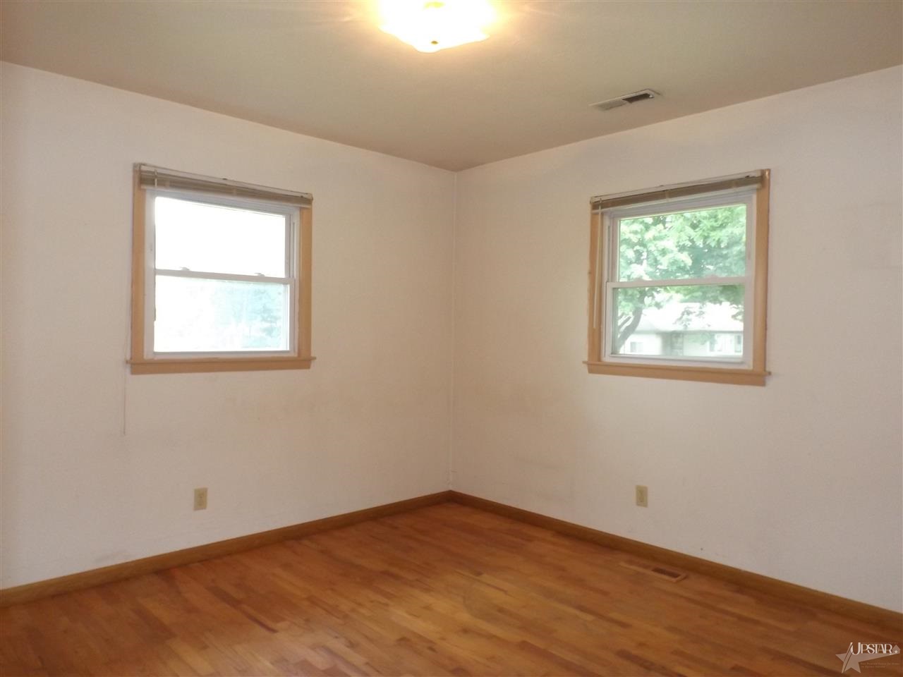 1825 Graham Dr, Fort Wayne, IN 46818 photo 9