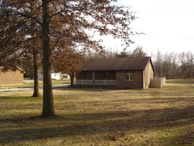 9210 Middle Mount Vernon Rd, Evansville, IN 47712 photo 3