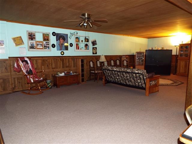 9210 Middle Mount Vernon Rd, Evansville, IN 47712 photo 20