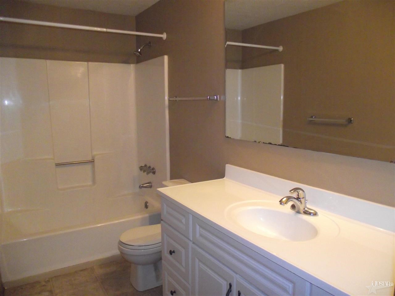 6203 Goodfellow Dr, Fort Wayne, IN 46835 photo 19