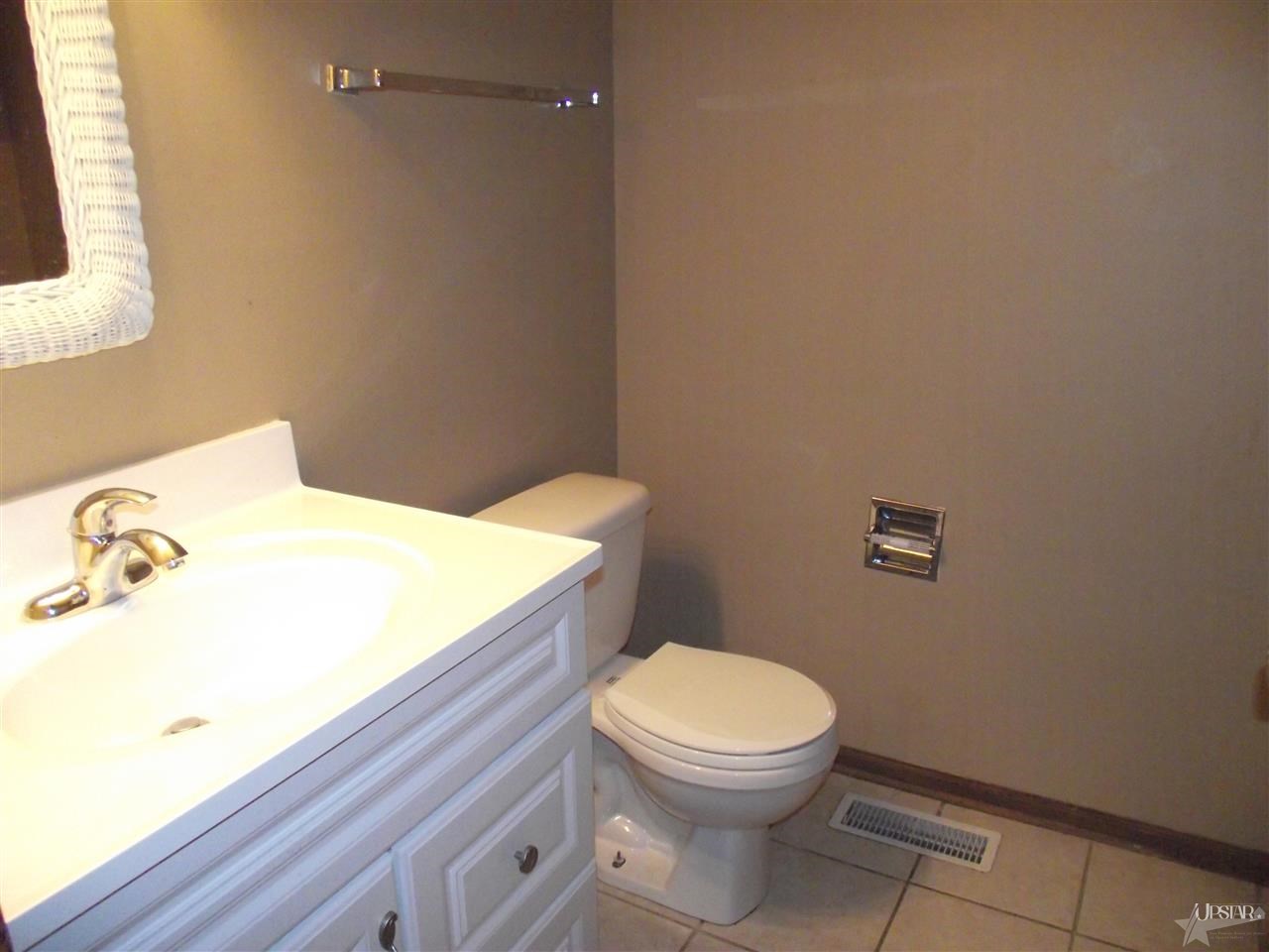 6203 Goodfellow Dr, Fort Wayne, IN 46835 photo 16