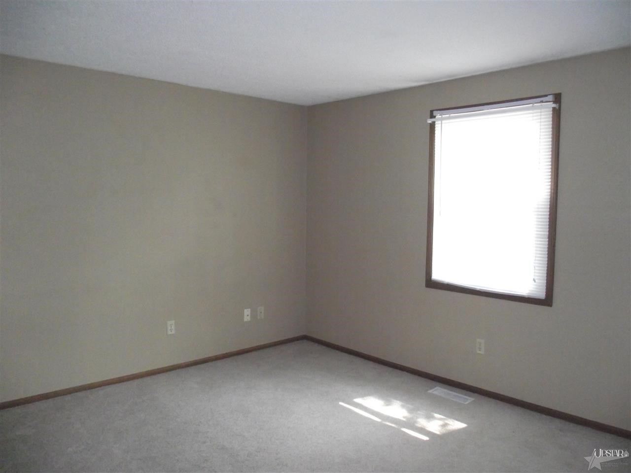 6203 Goodfellow Dr, Fort Wayne, IN 46835 photo 20