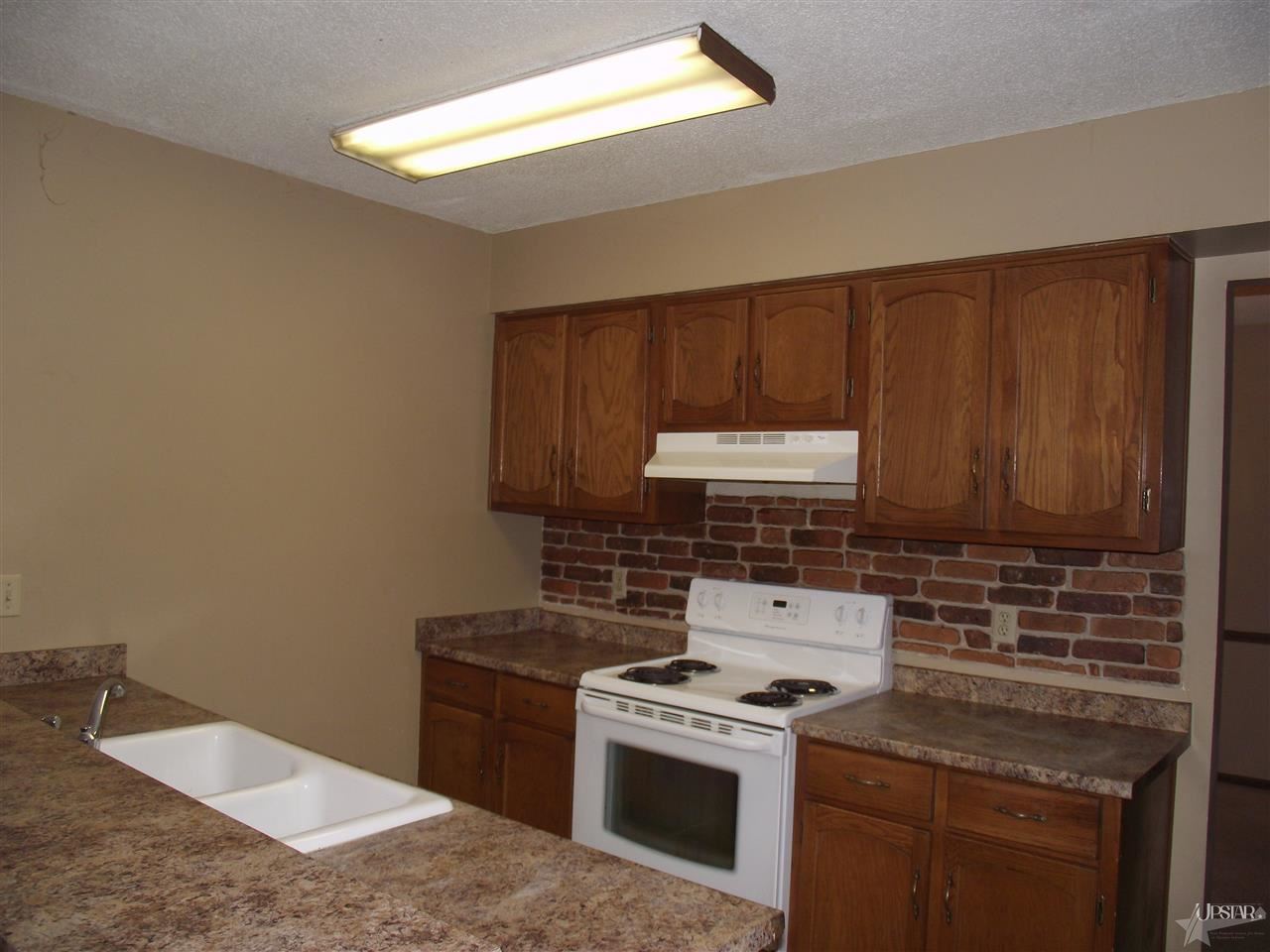 6203 Goodfellow Dr, Fort Wayne, IN 46835 photo 8
