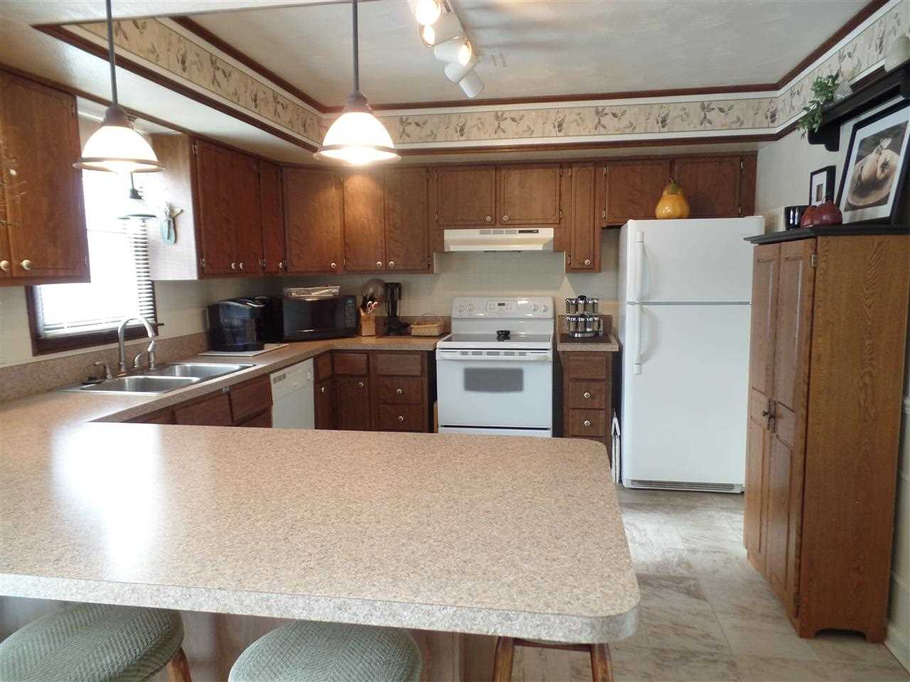 10122 Helena Dr, Granger, IN 46530 photo 8