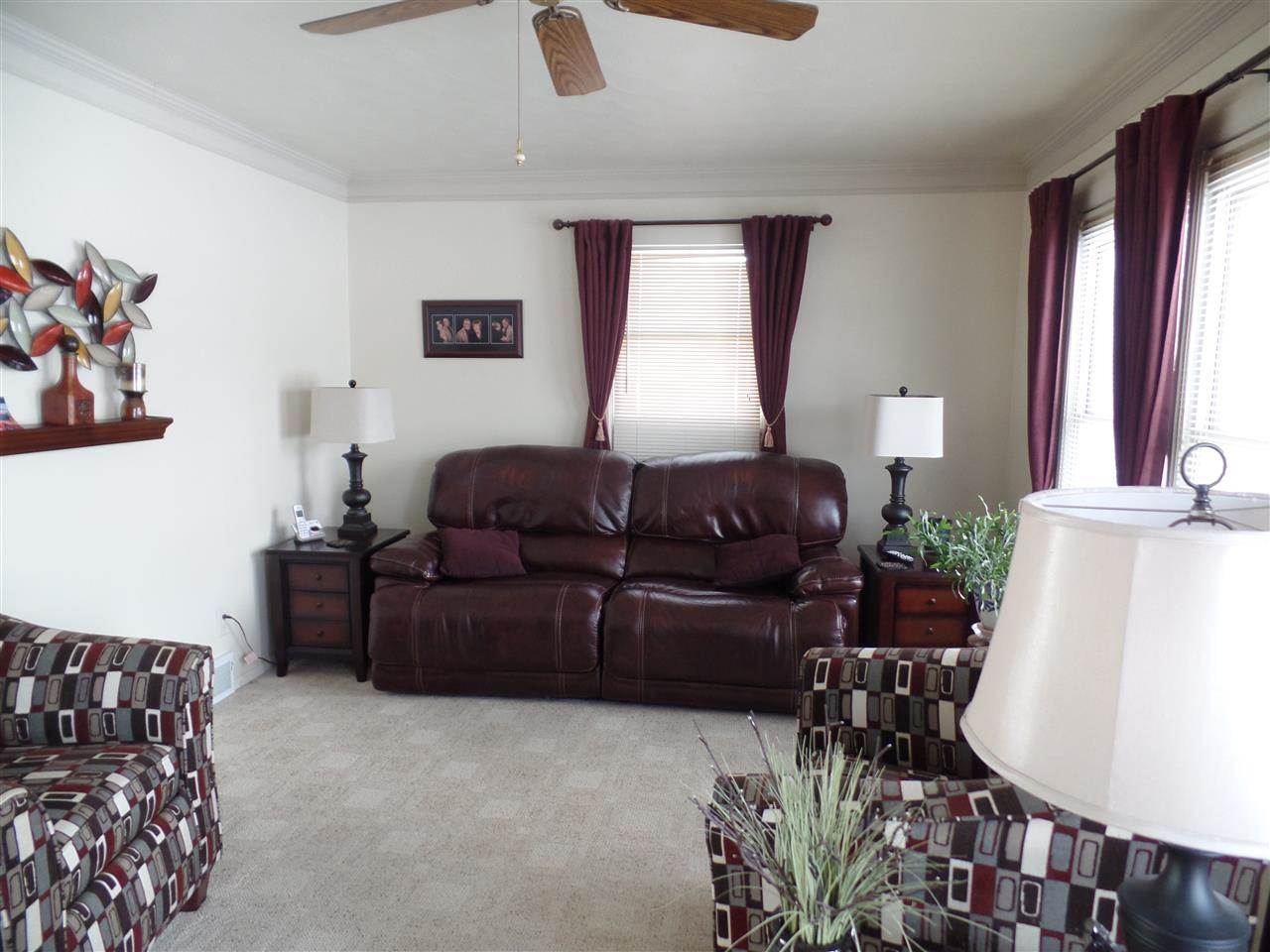 10122 Helena Dr, Granger, IN 46530 photo 3