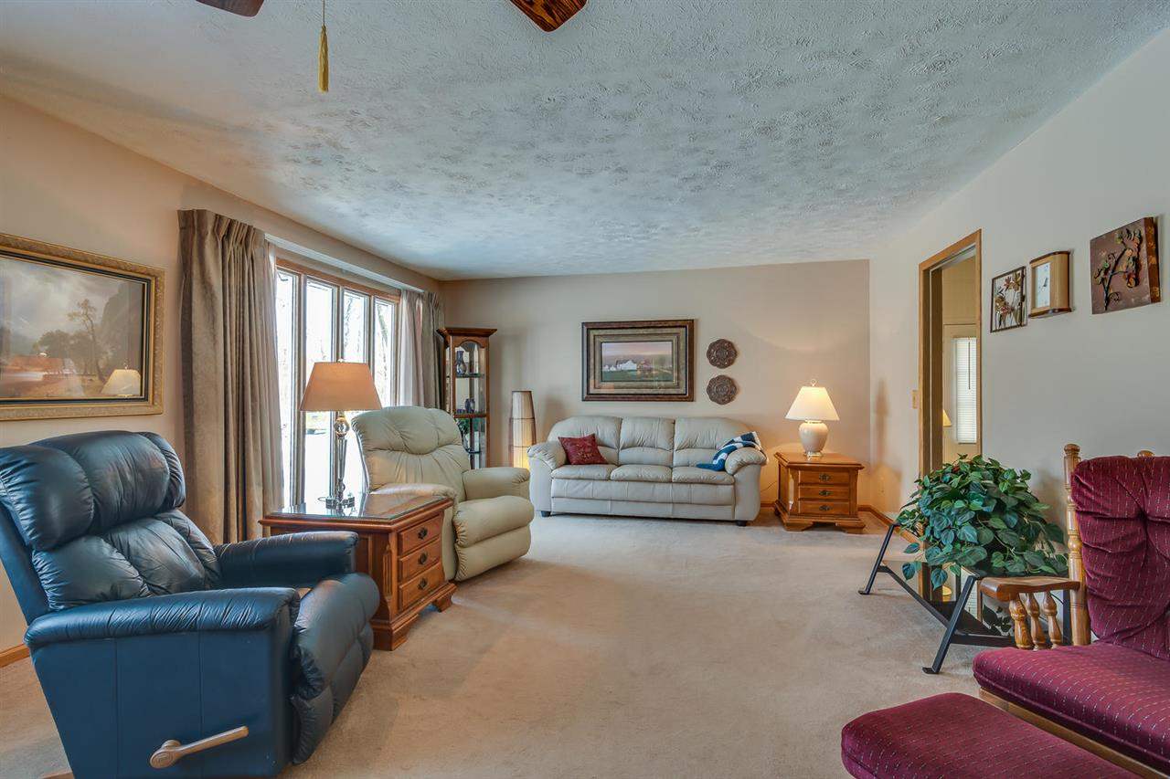 14040 Esther Ave, Mishawaka, IN 46545 photo 5