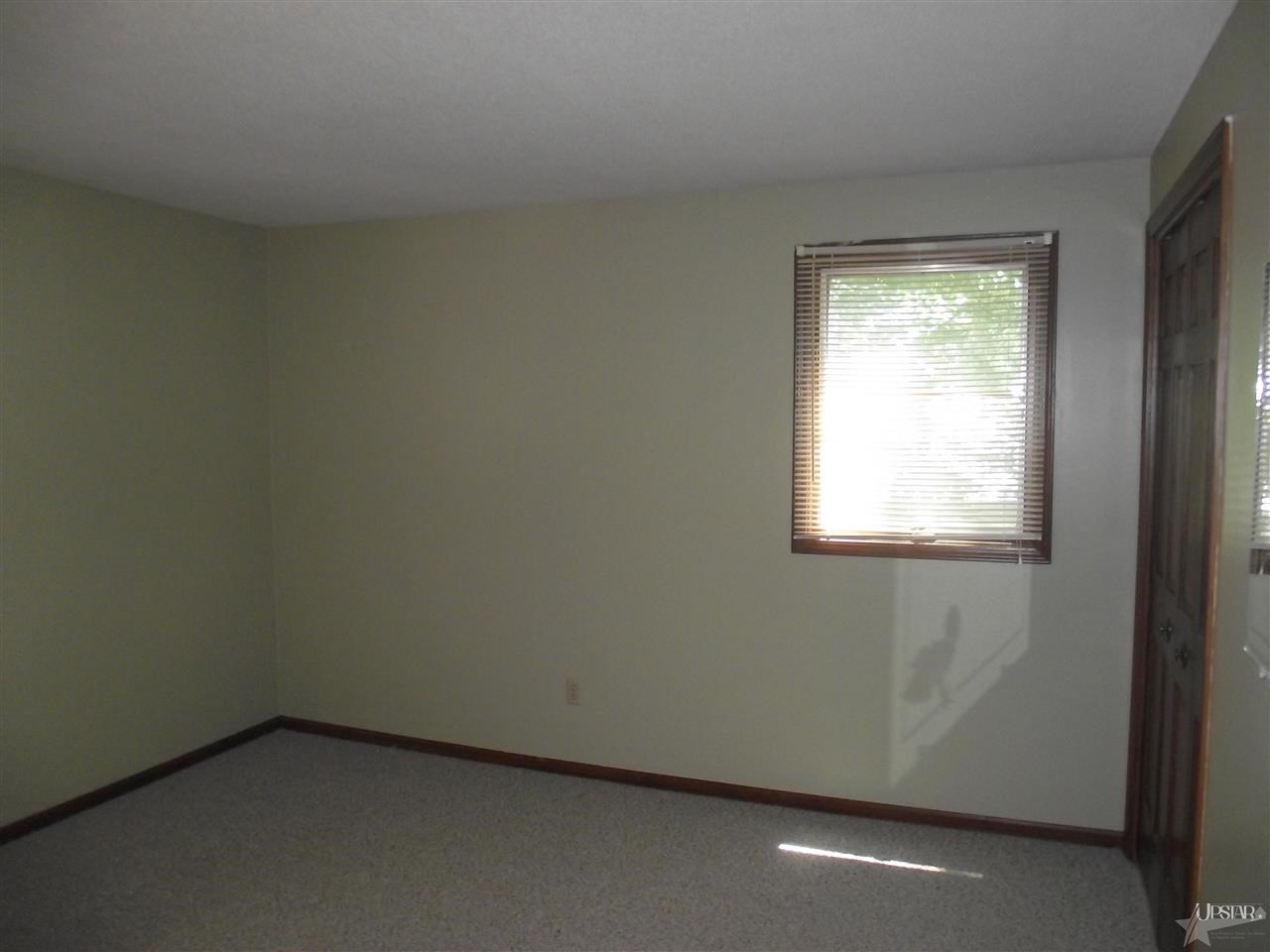 8130 Sakaden Pkwy, Fort Wayne, IN 46825 photo 23