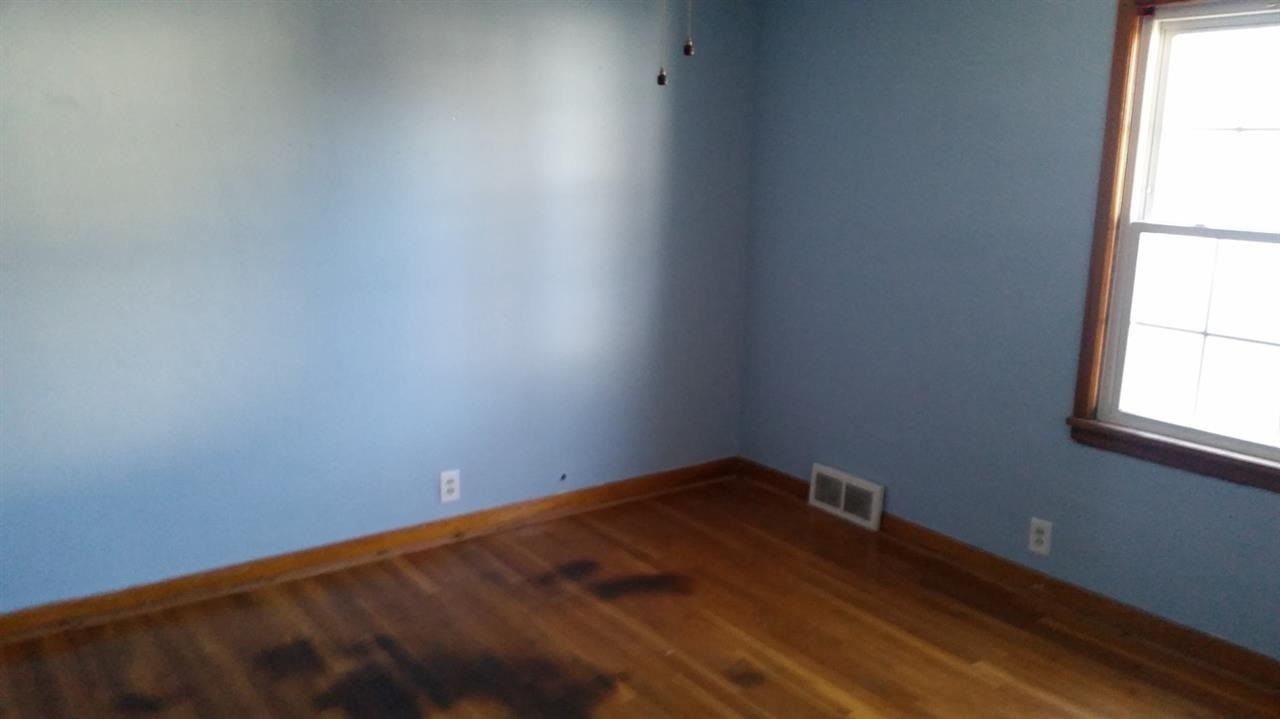 929 Ewing Ave, South Bend, IN 46613 photo 7
