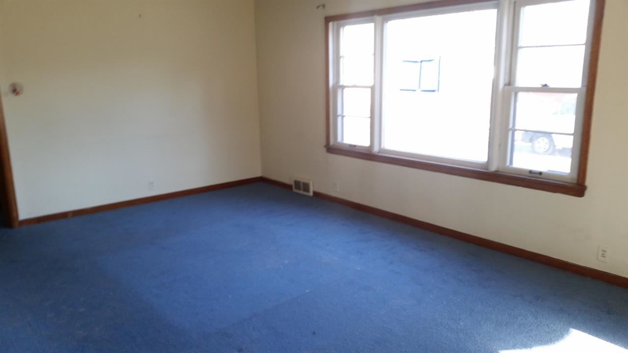 929 Ewing Ave, South Bend, IN 46613 photo 3