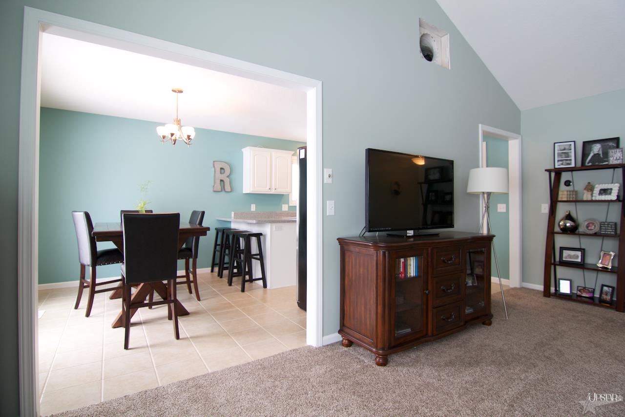 1811 Shakespeare Blvd, Fort Wayne, IN 46818 photo 6