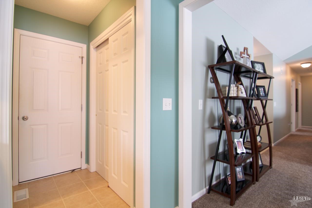 1811 Shakespeare Blvd, Fort Wayne, IN 46818 photo 12