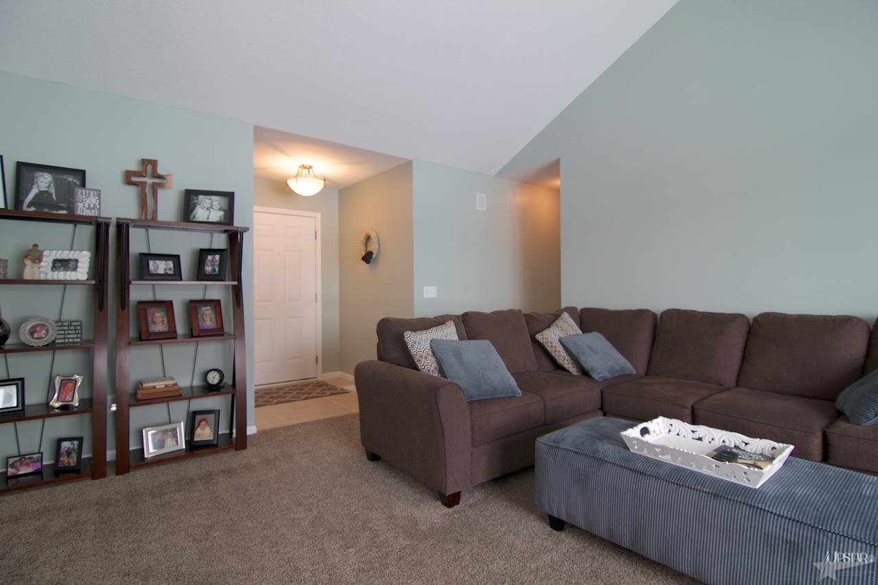 1811 Shakespeare Blvd, Fort Wayne, IN 46818 photo 4