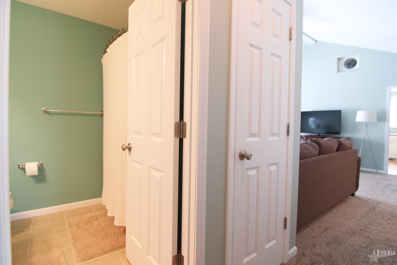 1811 Shakespeare Blvd, Fort Wayne, IN 46818 photo 20