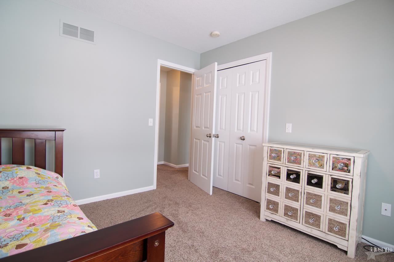 1811 Shakespeare Blvd, Fort Wayne, IN 46818 photo 24