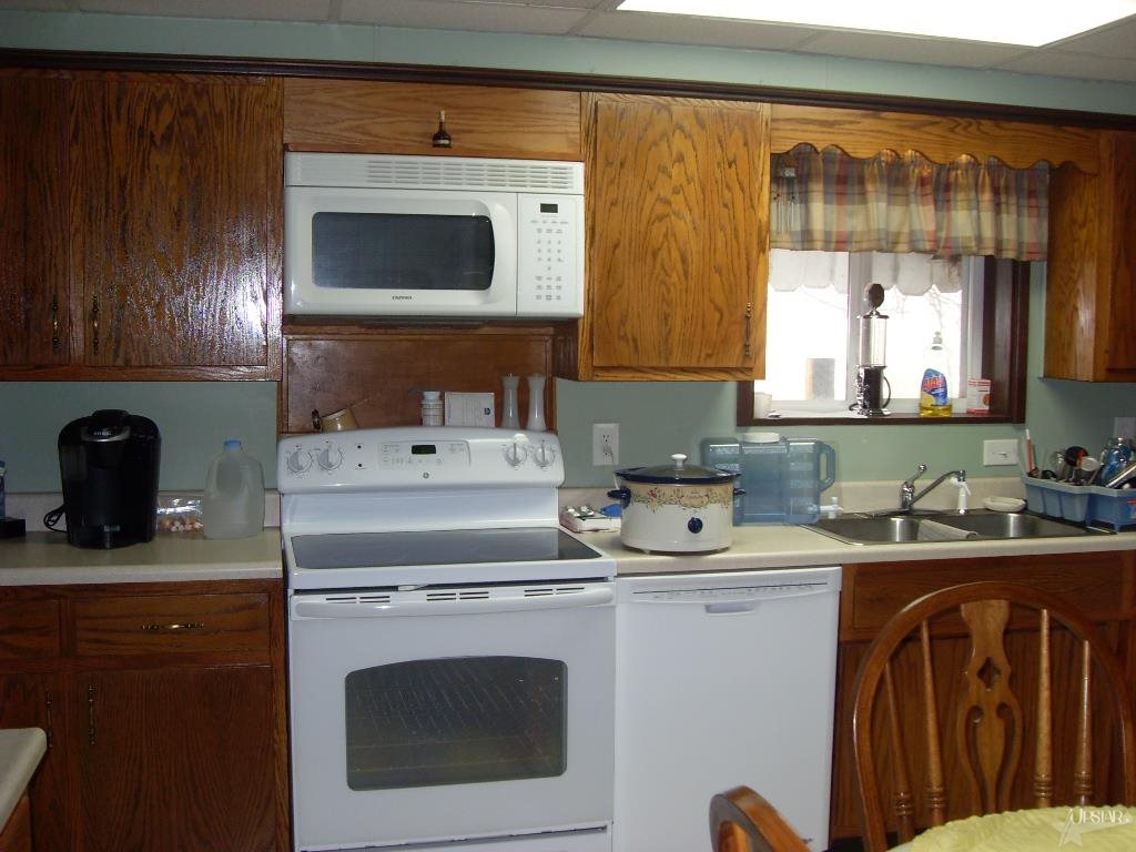 1652 County Road 56, Garrett, IN 46738 photo 8
