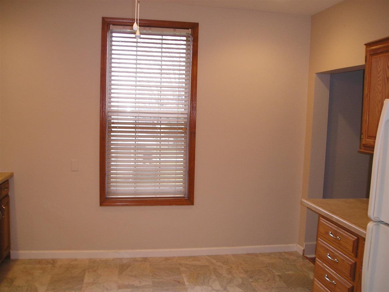 3209 Allens Ln, Evansville, IN 47720 photo 6