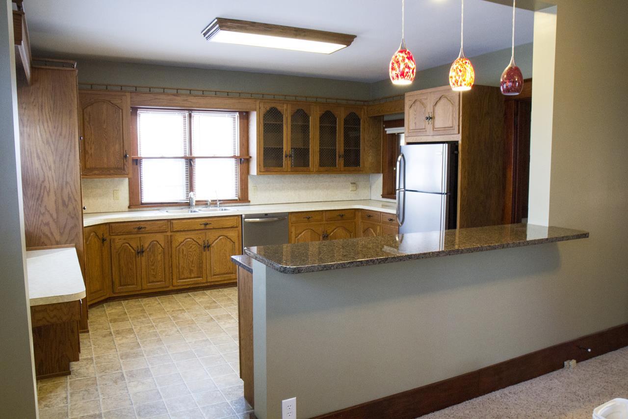 211 W Vine St, Sharpsville, IN 46068 photo 9