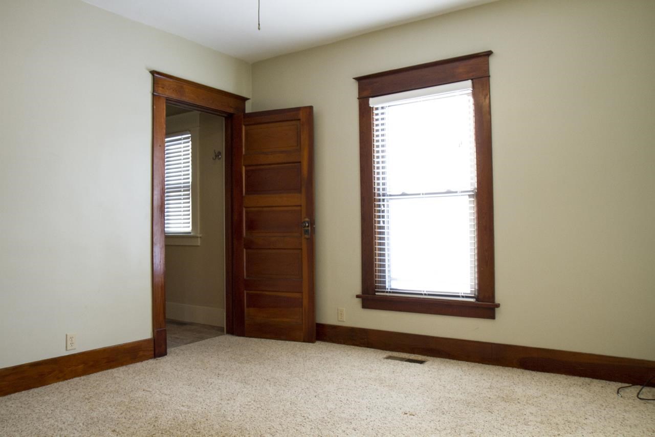 211 W Vine St, Sharpsville, IN 46068 photo 12