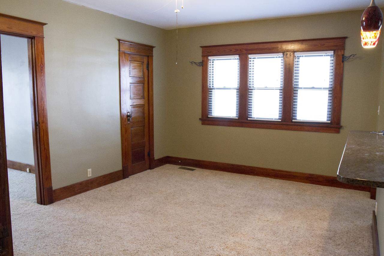 211 W Vine St, Sharpsville, IN 46068 photo 10