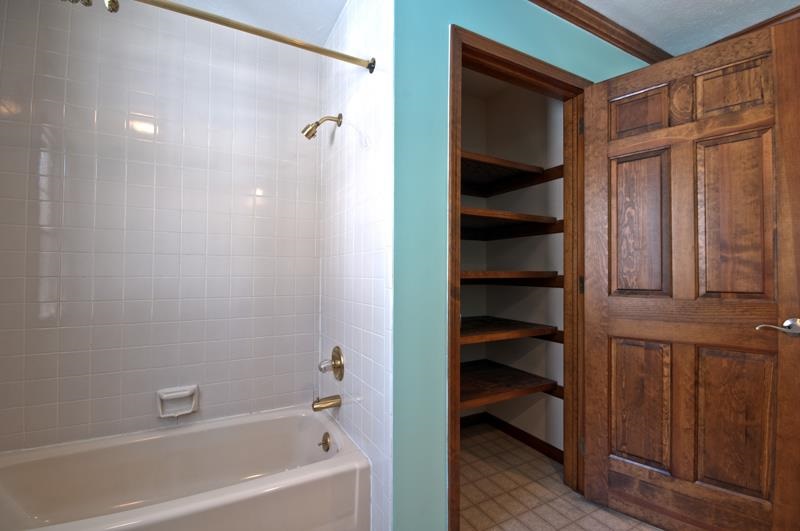 30555 Raintree Dr, Granger, IN 46530 photo 28