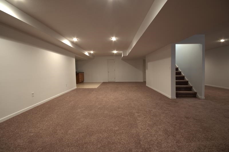 30555 Raintree Dr, Granger, IN 46530 photo 29